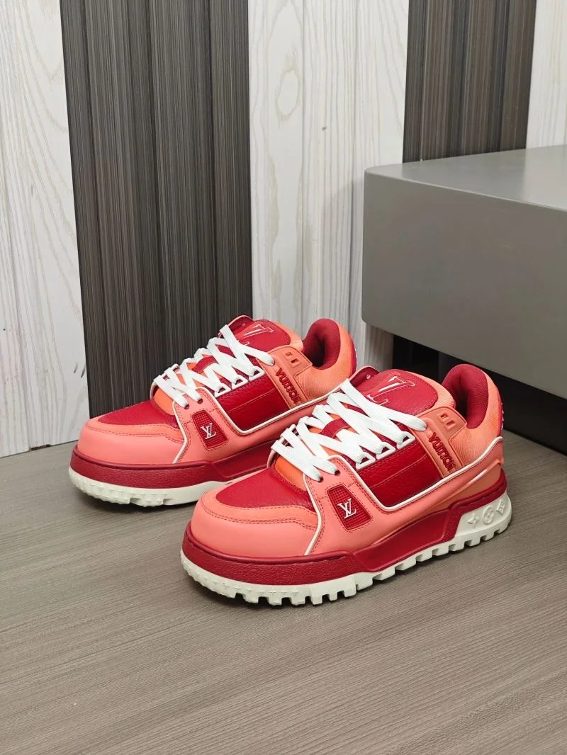 Stylish Louis Vuitton Trainer Sneaker 32571
