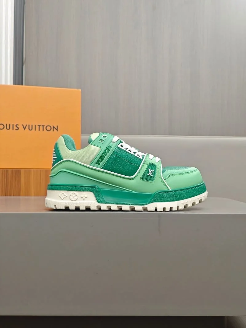 Functional Louis Vuitton Trainer Sneaker 32572