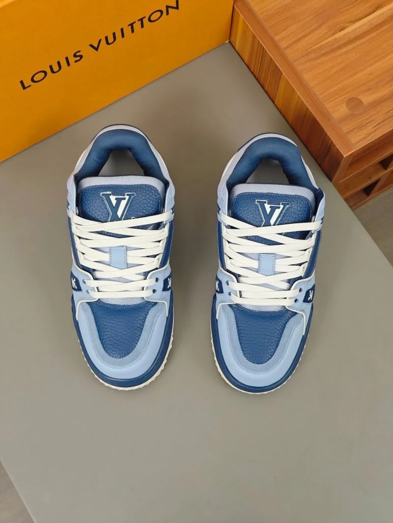 Louis Vuitton Trainer Sneaker EyeCatching 32567