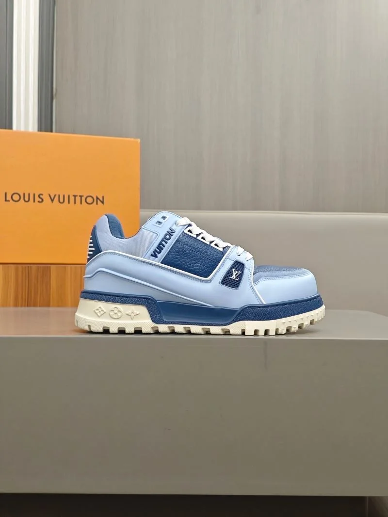 Louis Vuitton Trainer Sneaker EyeCatching 32567