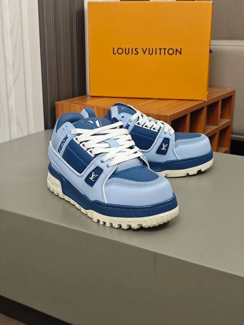 Louis Vuitton Trainer Sneaker EyeCatching 32567