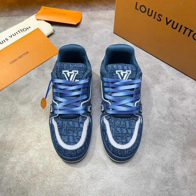 Louis Vuitton Trainer Sneaker UrbanChic 32553