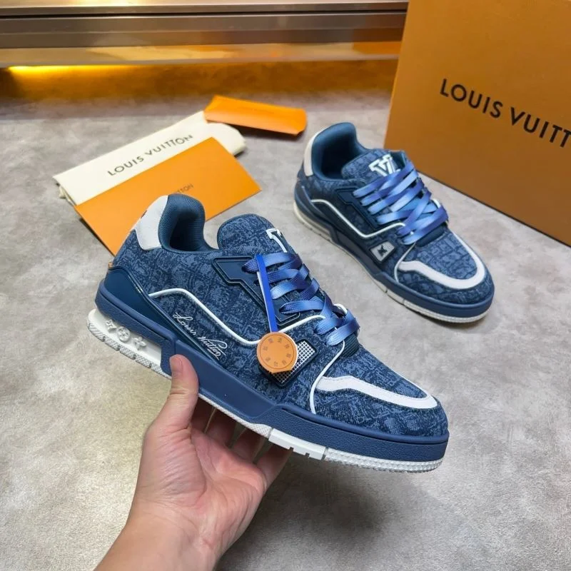 Louis Vuitton Trainer Sneaker UrbanChic 32553