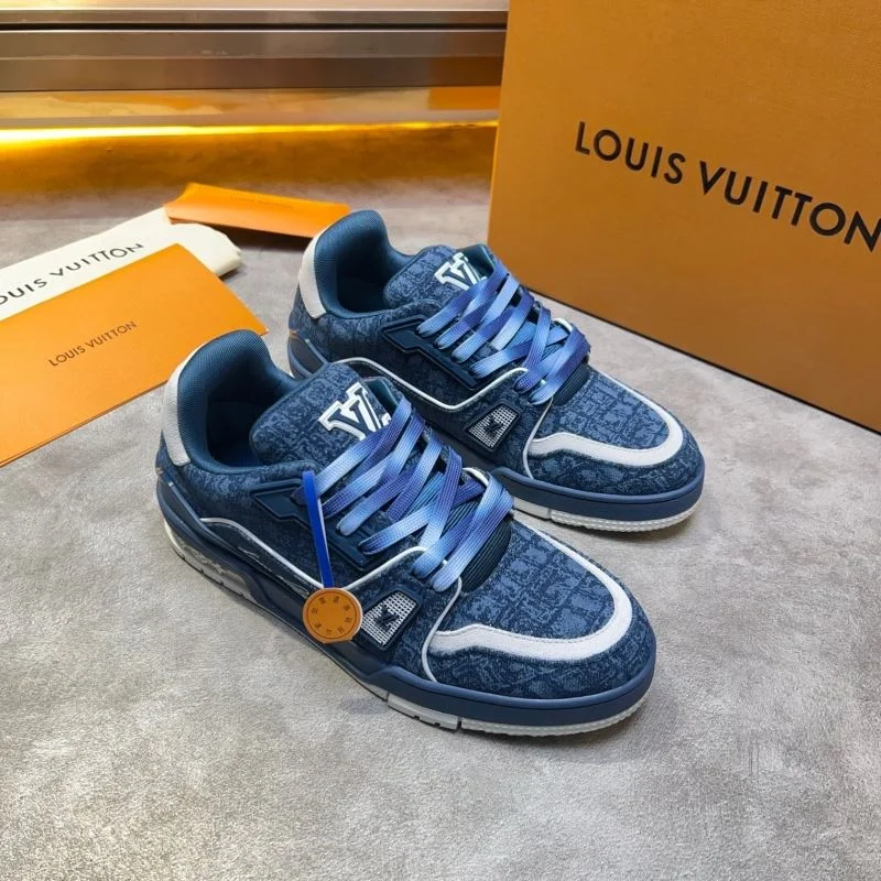 Louis Vuitton Trainer Sneaker UrbanChic 32553