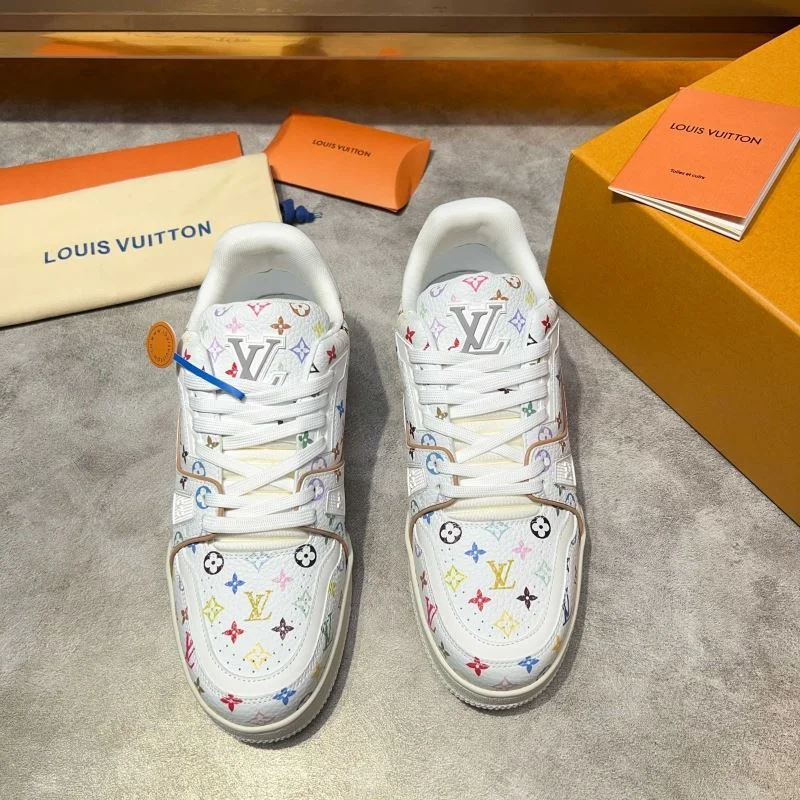 Louis Vuitton Trainer Sneaker Popular 32552