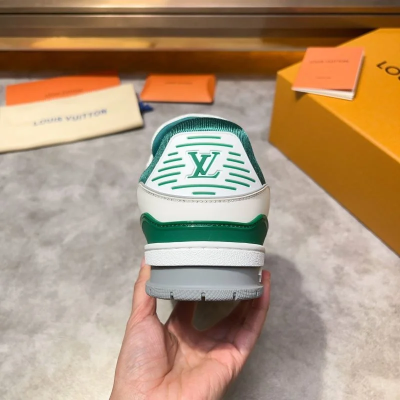 Seasonal Louis Vuitton Trainer Sneaker 32546