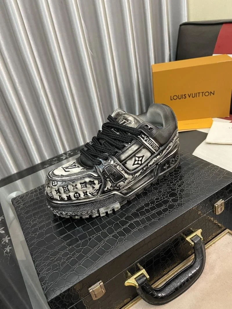 WaterResistant Louis Vuitton Trainer Sneaker 32544