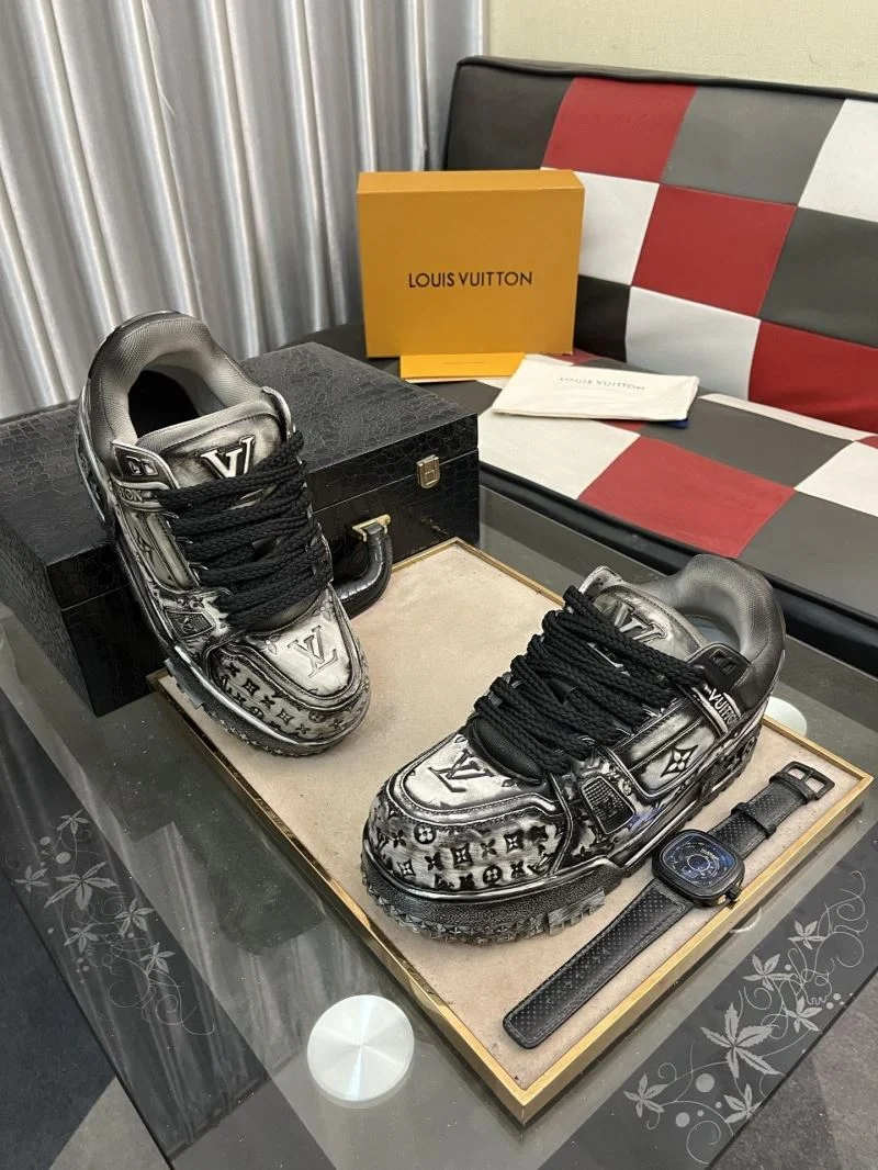 WaterResistant Louis Vuitton Trainer Sneaker 32544