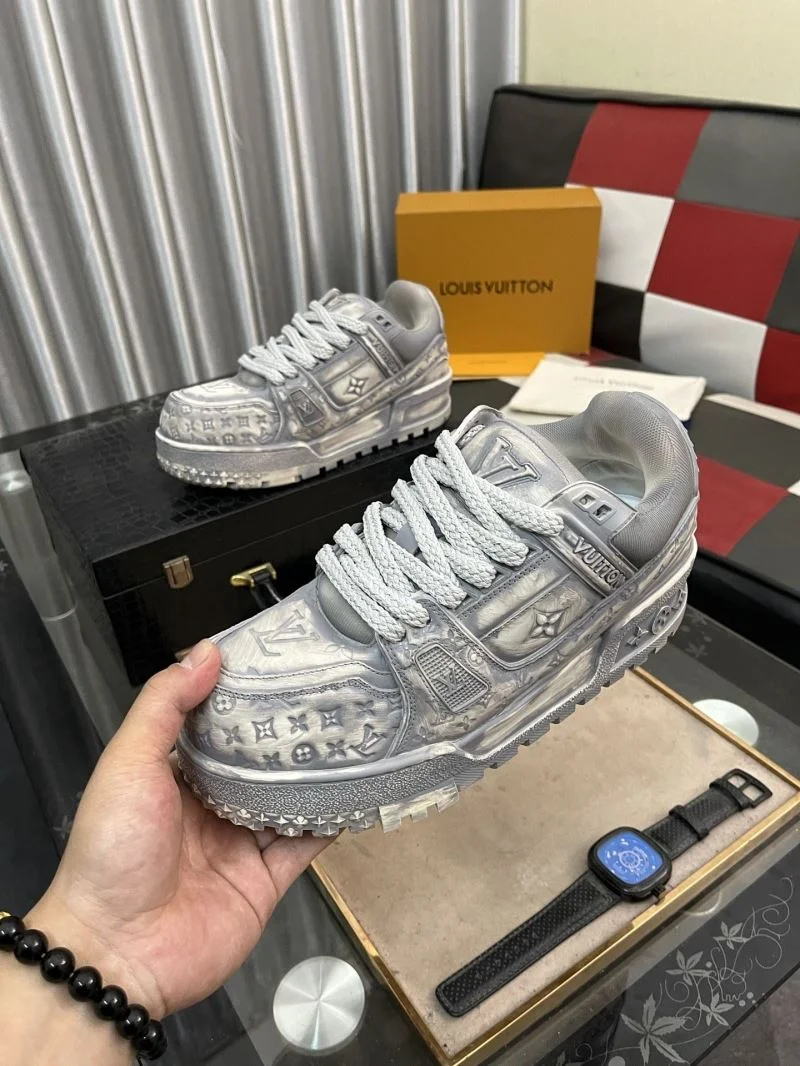 Louis Vuitton Trainer Sneaker EasyCare 32545