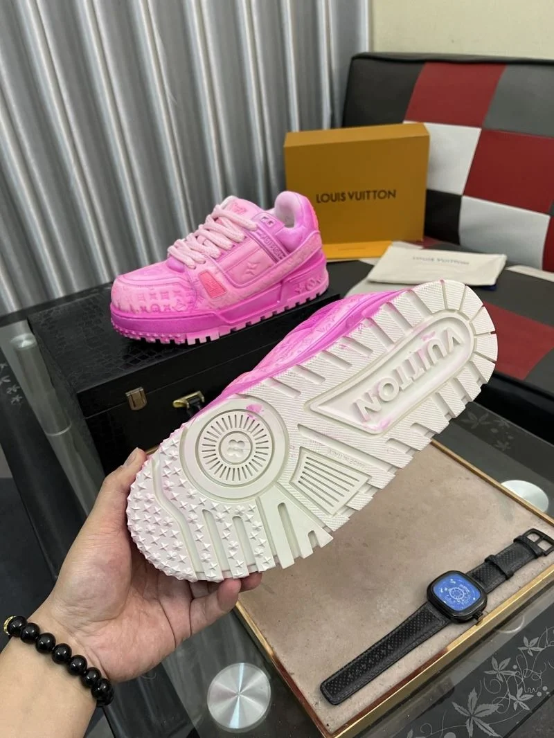 Louis Vuitton Trainer Sneaker Sporty 32555