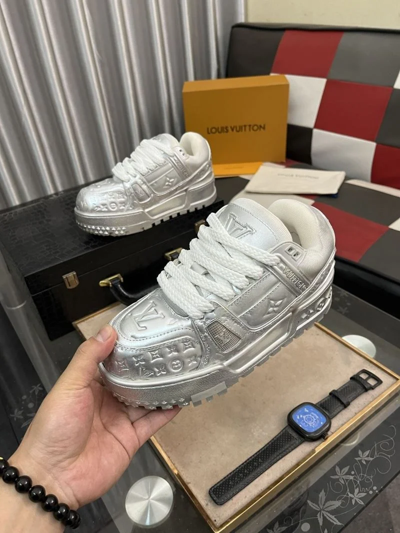 SoftTouch Louis Vuitton Trainer Sneaker 32551