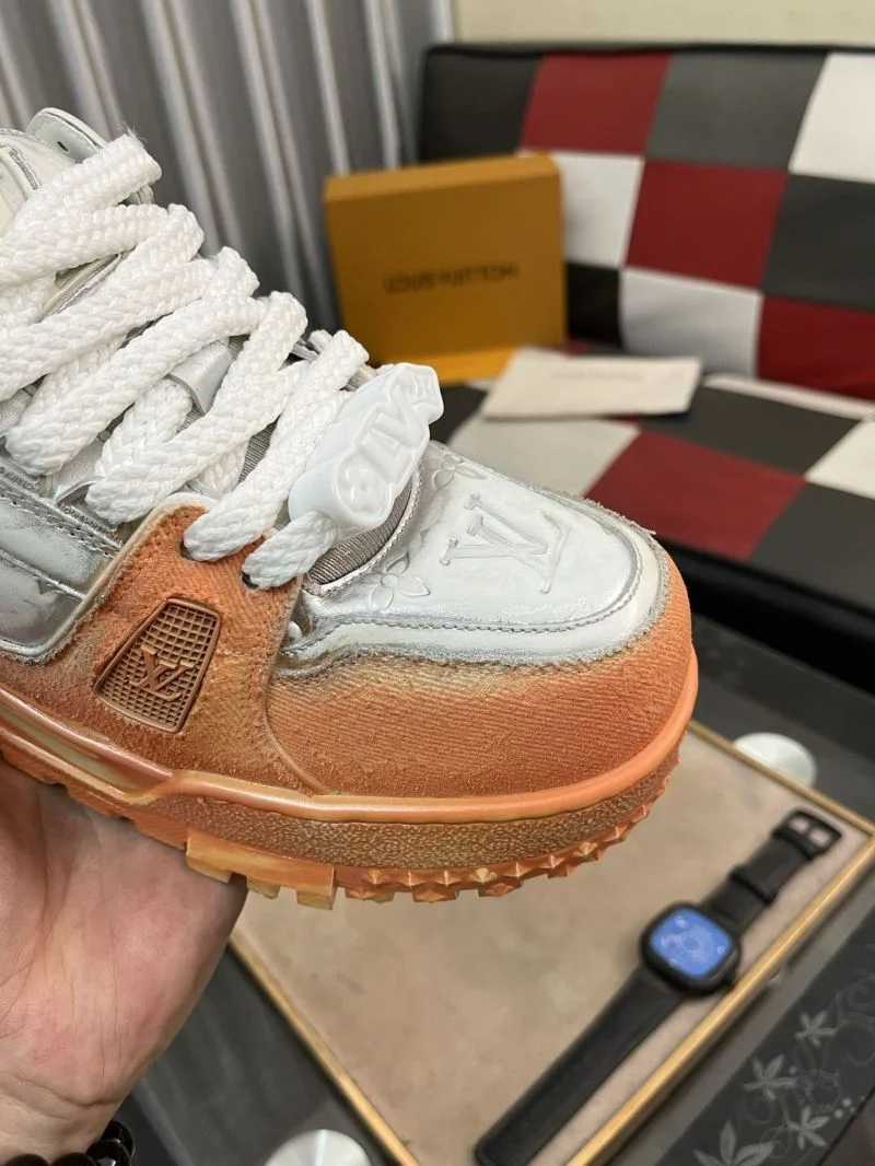 Louis Vuitton Trainer Sneaker WellDesigned 32537