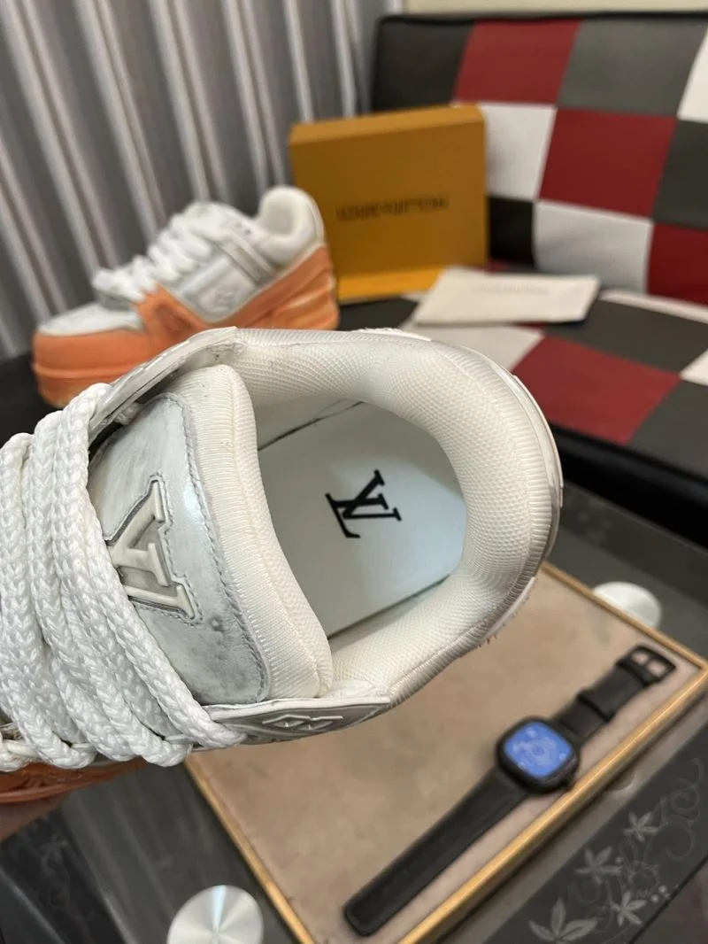 Louis Vuitton Trainer Sneaker WellDesigned 32537