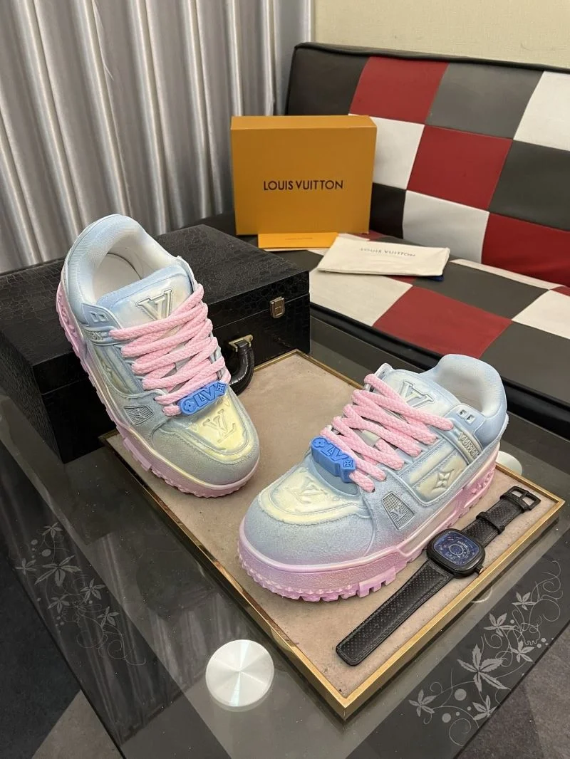 Modern Louis Vuitton Trainer Sneaker 32538