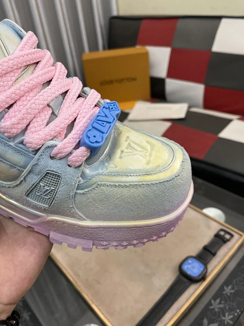 Modern Louis Vuitton Trainer Sneaker 32538