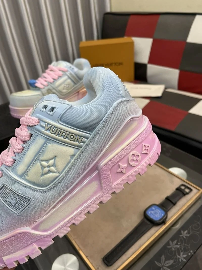 Modern Louis Vuitton Trainer Sneaker 32538