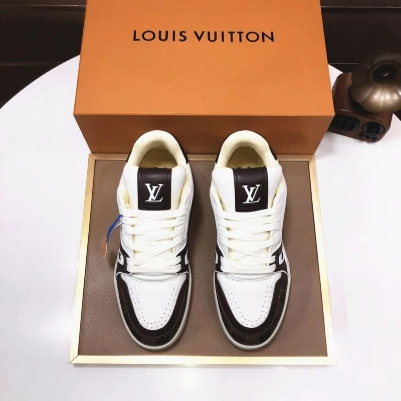 TopPick Louis Vuitton Trainer Sneaker 32535
