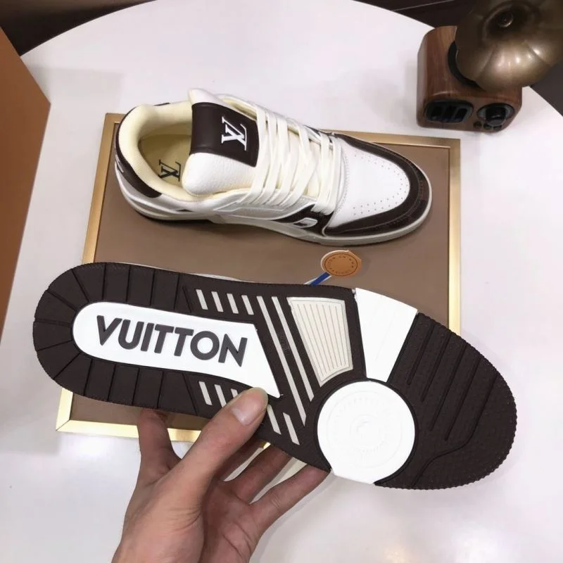 TopPick Louis Vuitton Trainer Sneaker 32535