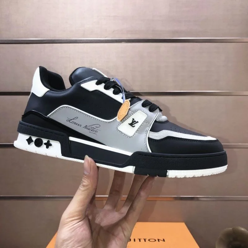 Louis Vuitton Trainer Sneaker HighQuality 32529