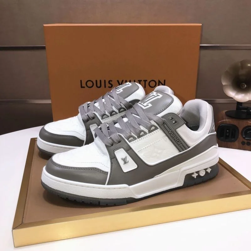 WellDesigned Louis Vuitton Trainer Sneaker 32519