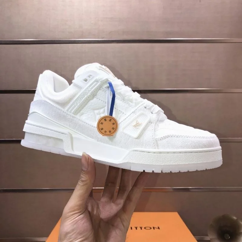 Sophisticated Louis Vuitton Trainer Sneaker 32532