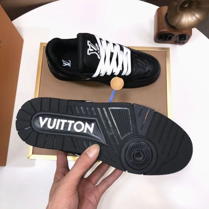 FastDry Louis Vuitton Trainer Sneaker 32531