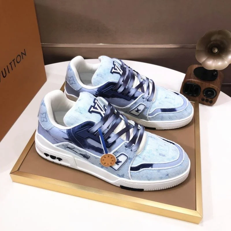 Packable Louis Vuitton Trainer Sneaker 32528