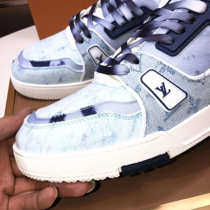Packable Louis Vuitton Trainer Sneaker 32528