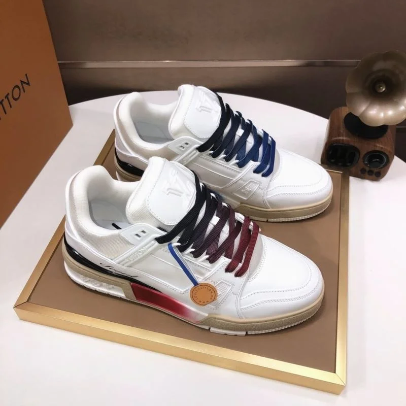 Louis Vuitton Trainer Sneaker ModernLook 32527
