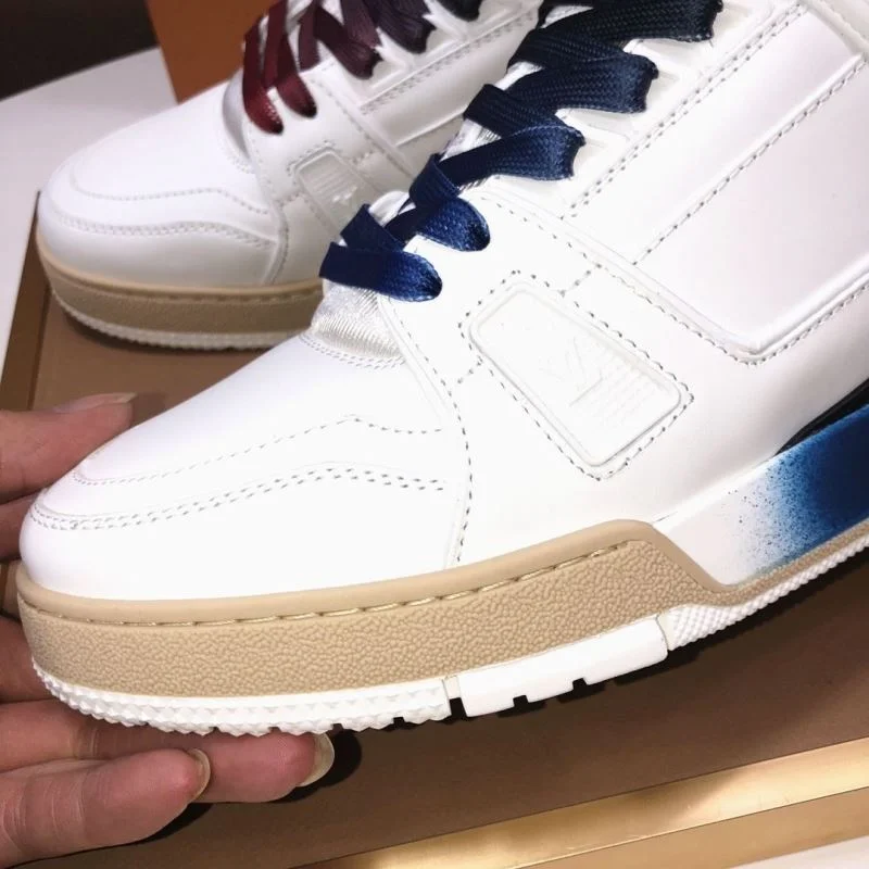 Louis Vuitton Trainer Sneaker ModernLook 32527