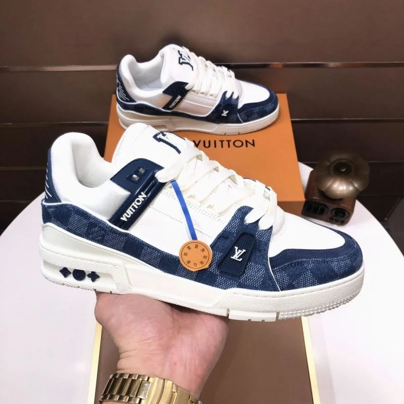 Resilient Louis Vuitton Trainer Sneaker 32521