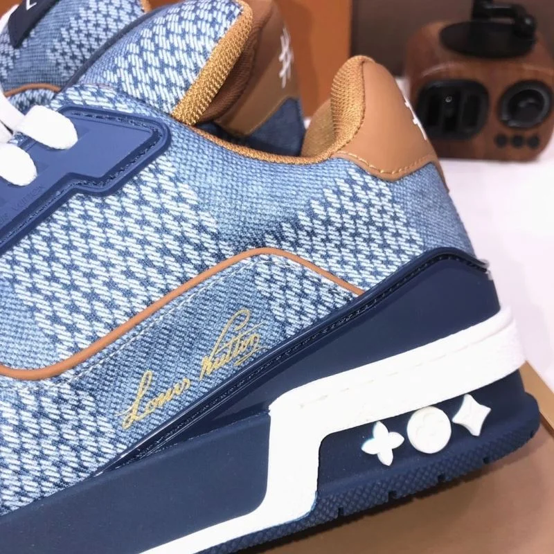 Louis Vuitton Trainer Sneaker EasyCare 32515