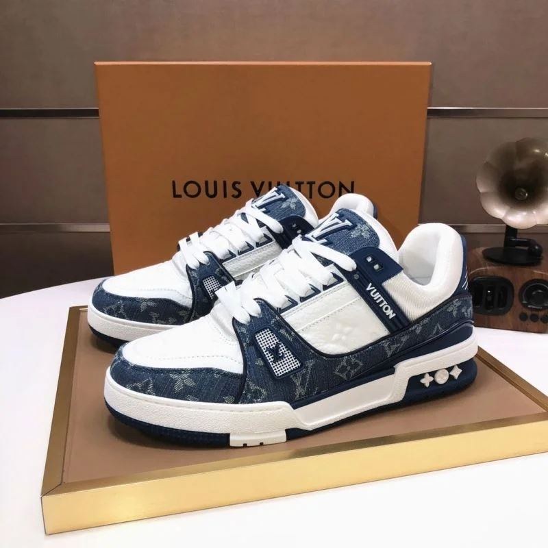 Louis Vuitton Trainer Sneaker Chic 32516