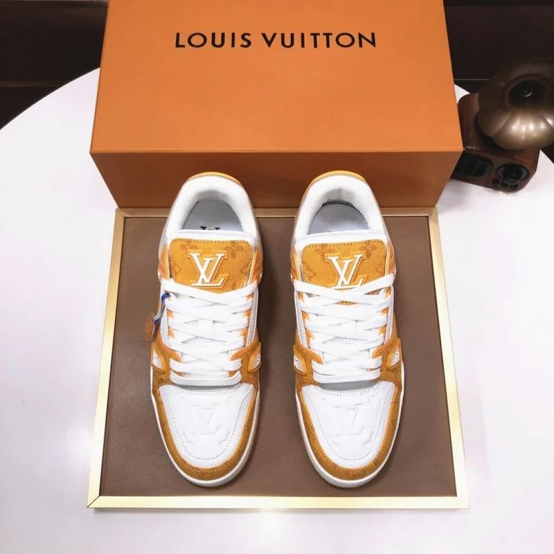 Louis Vuitton Trainer Sneaker Fashionable 32522