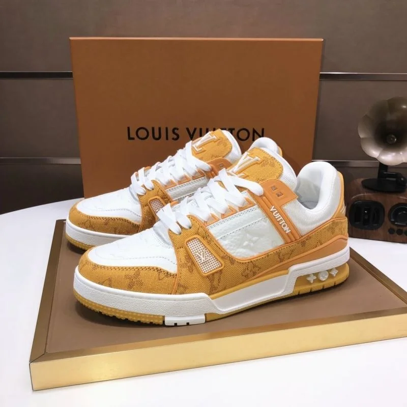 Louis Vuitton Trainer Sneaker Fashionable 32522