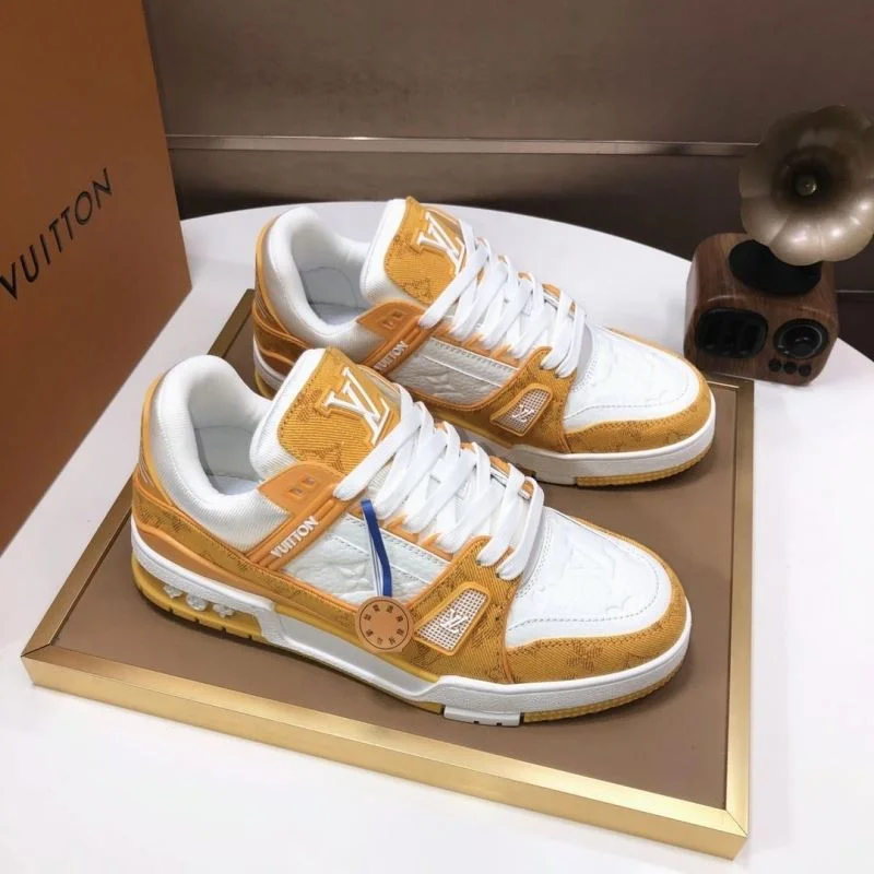 Louis Vuitton Trainer Sneaker Fashionable 32522