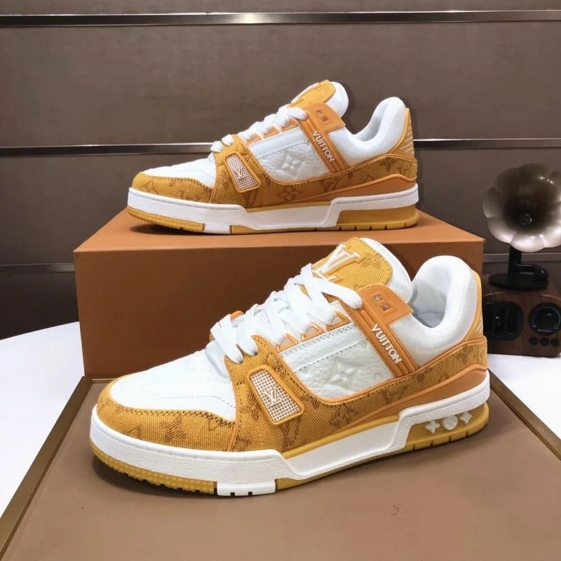 Louis Vuitton Trainer Sneaker Fashionable 32522