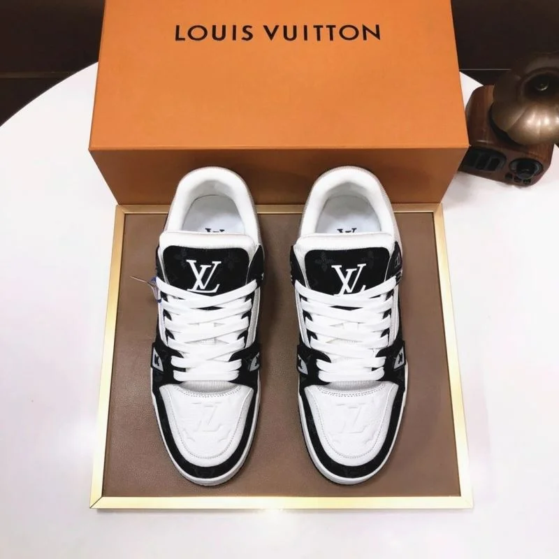 ZipUp Louis Vuitton Trainer Sneaker 32509
