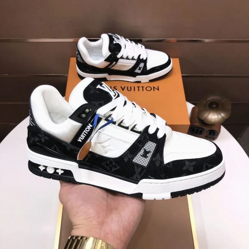 ZipUp Louis Vuitton Trainer Sneaker 32509