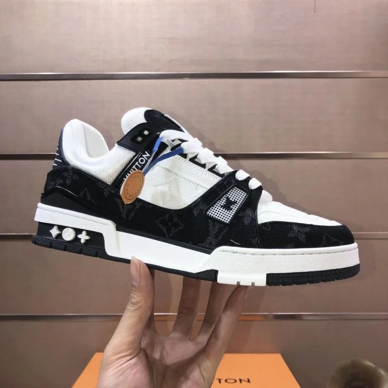ZipUp Louis Vuitton Trainer Sneaker 32509