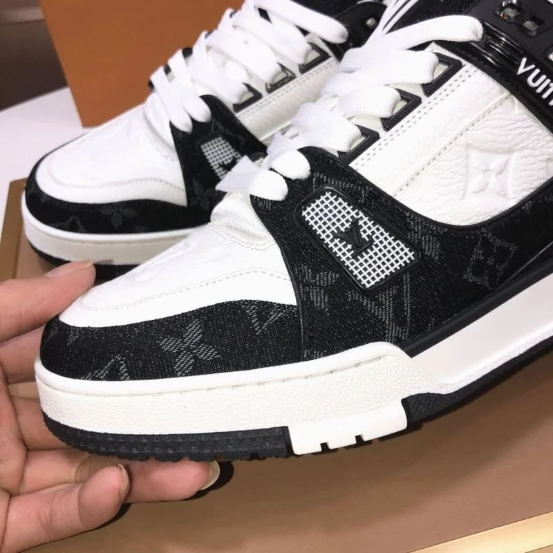 ZipUp Louis Vuitton Trainer Sneaker 32509