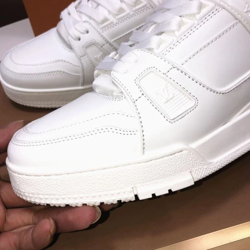 Louis Vuitton Trainer Sneaker Original 32511