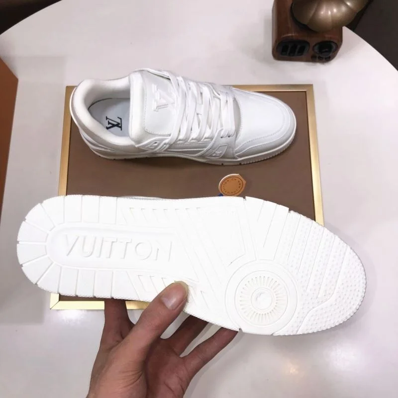 Louis Vuitton Trainer Sneaker Original 32511