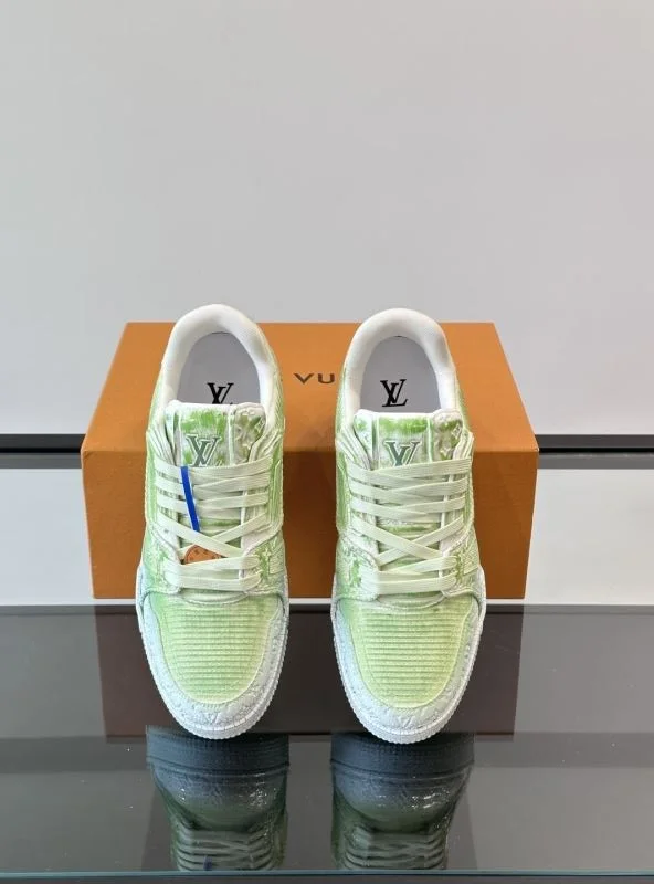 TravelReady Louis Vuitton Trainer Sneaker 32508