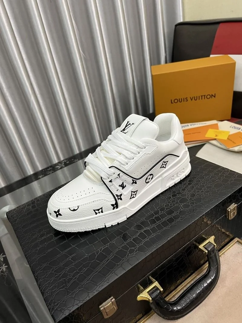Louis Vuitton Trainer Sneaker Seasonal 32499