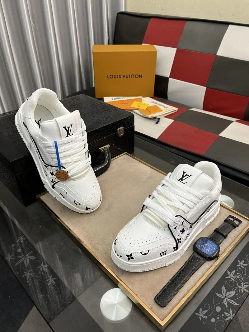 Louis Vuitton Trainer Sneaker Seasonal 32499