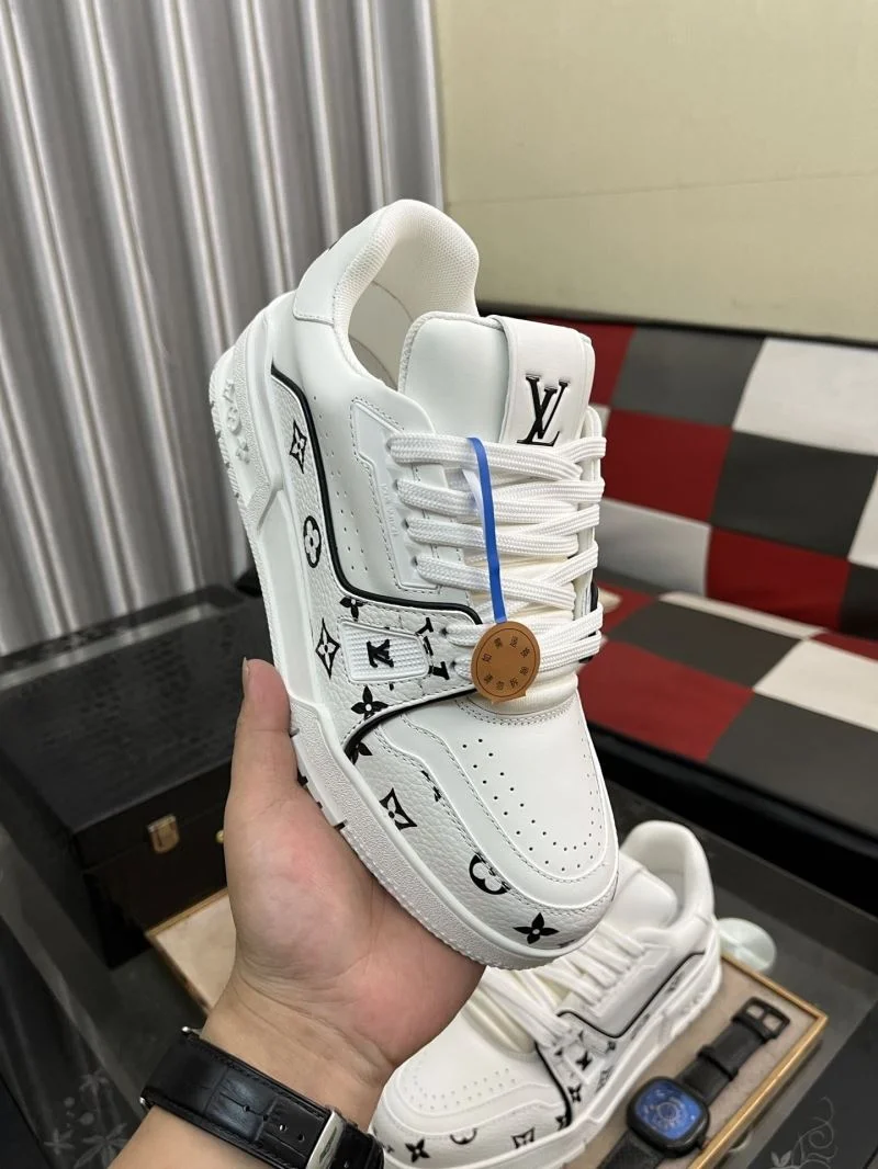Louis Vuitton Trainer Sneaker Seasonal 32499