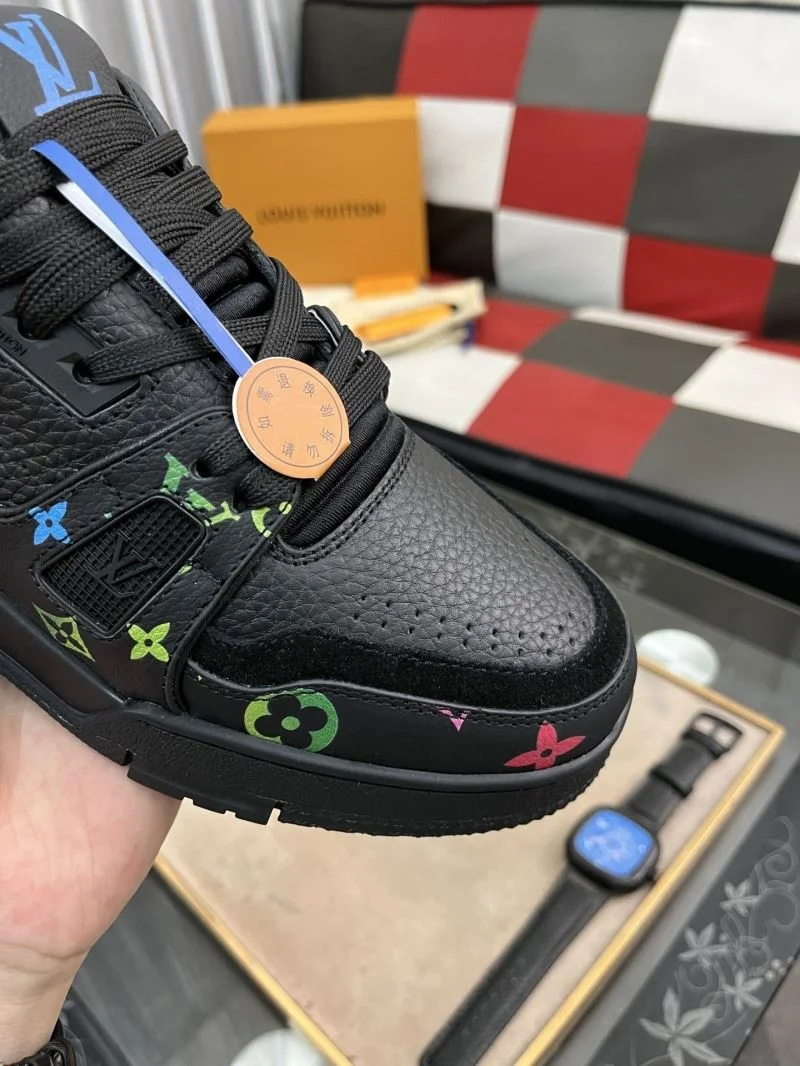Louis Vuitton Trainer Sneaker Classic 32506