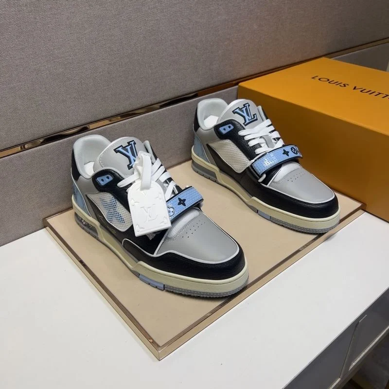 Louis Vuitton Trainer Sneaker Lightweight 32500