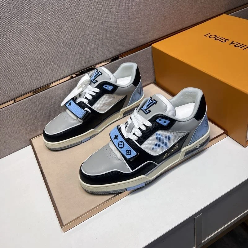 Louis Vuitton Trainer Sneaker Lightweight 32500